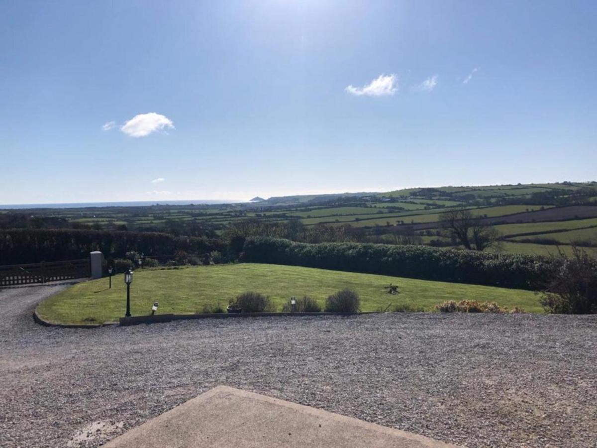 Captivating 1-Bed Apartment In Cloyne Cork Eksteriør billede